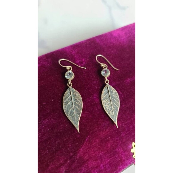925 Leaf Dangling Topaz Pierced Earrings - Picture 2 of 10